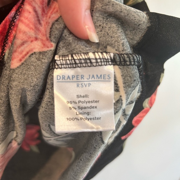 Draper James RSVP Black Velvet Floral Dress Red Poinsettia, Size M Knee Length - Picture 6 of 9